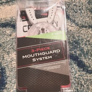NIB 3 PIECE MOUTH GUARD